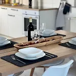23-schoener Wohnen, Grosses Fuer 5-6 Personen In Super Lage Appartement *