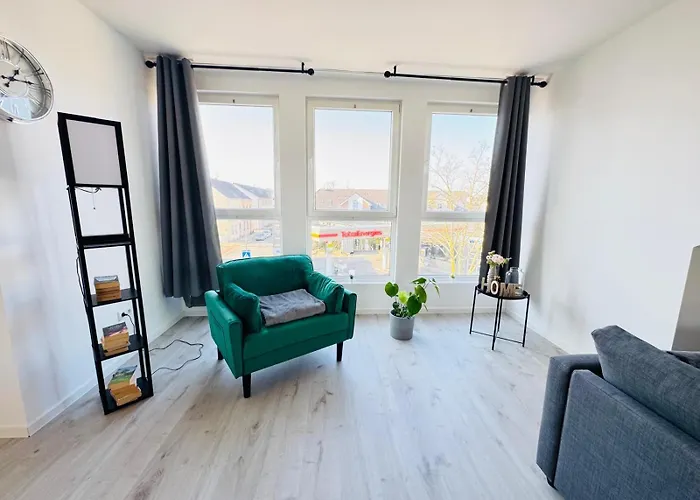 23-schoener Wohnen, Grosses Fuer 5-6 Personen In Super Lage Duisburg